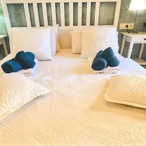 https://harmony-apartments.tenerifehoteles.net